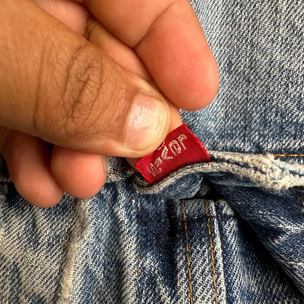 Vintage Levis Denim Trucker Jacket Mens L Blue Distressed USA Made 80s Thrashed - Picture 2 of 10